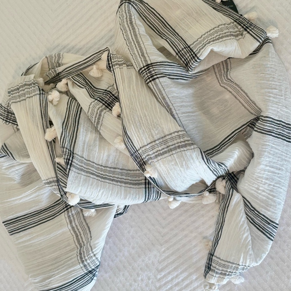 Eileen Fisher Textured Organic Cotton Plaid Scarf